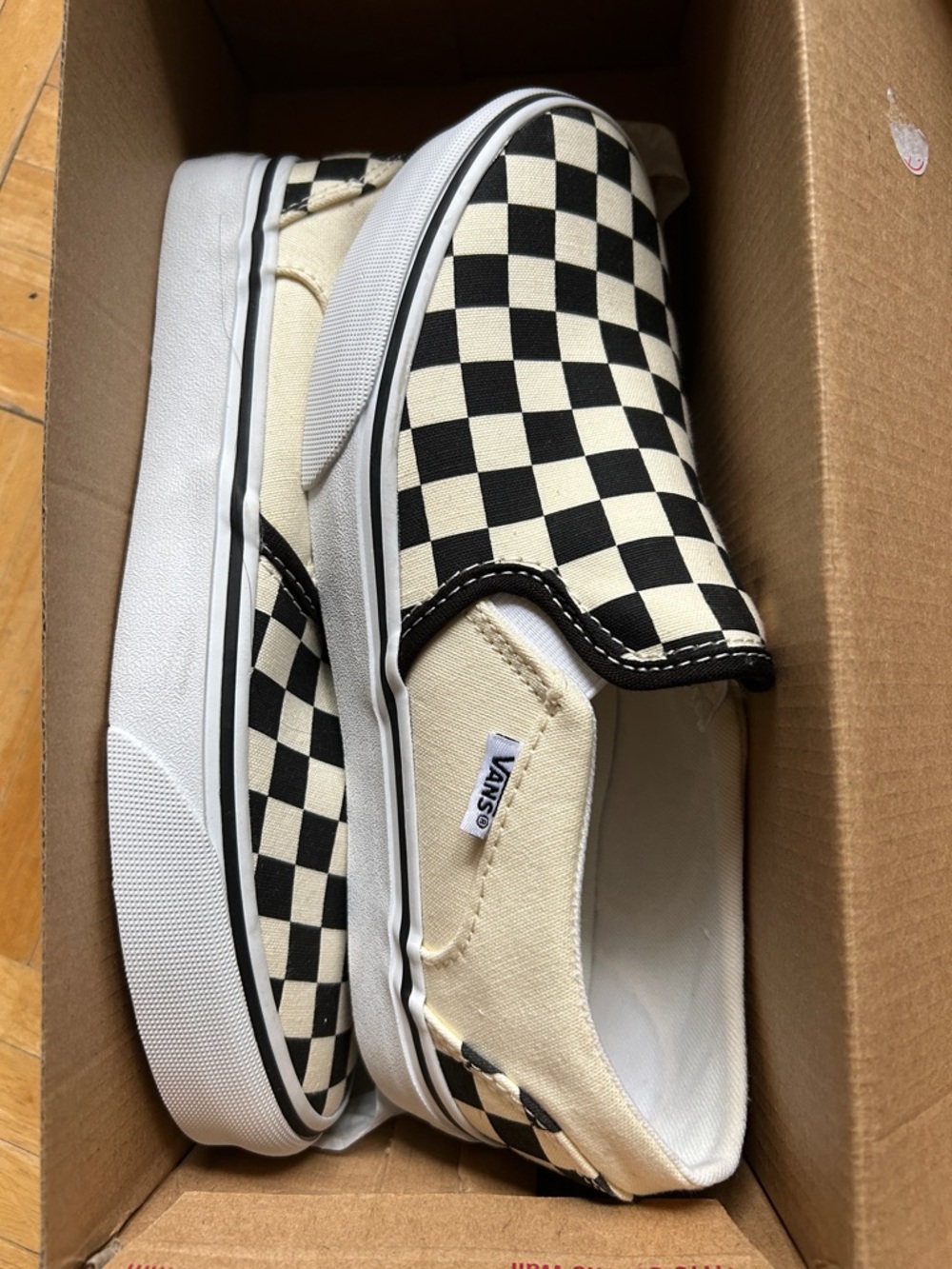 Vans womens size 6.5 New with box chckrbrd black and white